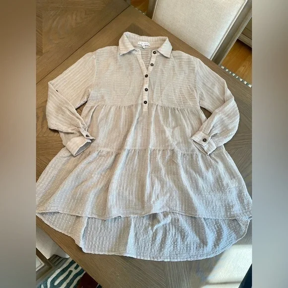 VICI Miou Muse Garrett Tiered Babydoll Tunic Dress Beige - Picture 6 of 10